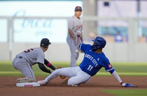 Royals drop finale 6-3 to Detroit