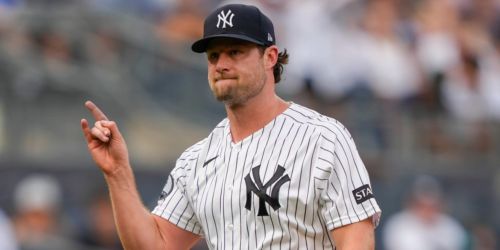 Yanks' past, present, future coincide as Cole hits milestone -- and kids steal show