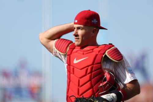 J.T. Realmuto comes up with big hit in win against Tigers