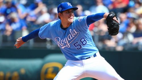 Royals' quest to bolster diminishing pitching depth leads to reuniting with former closer