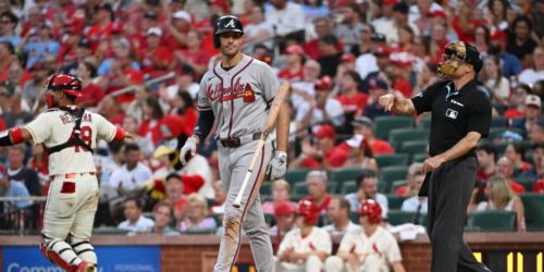 Braves' bats quiet again vs. Cards as All-Star break looms