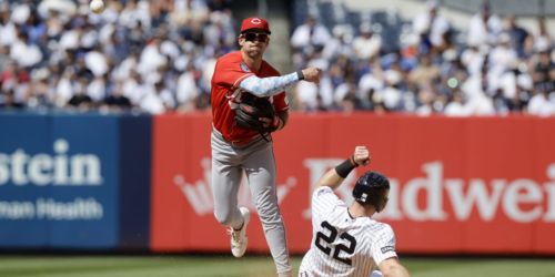 Steer makes first start in CF with McLain headed to IL; Hayes activated