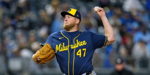 Koenig (UCL sprain) lands on injured list, hopes to avoid surgery