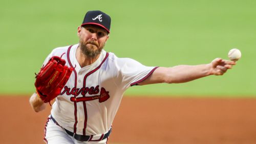 Former White Sox ace continues on Hall of Fame path after Braves extension