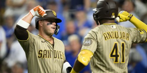 France, Miller provide heroics in 9th, but Padres can't hold lead in extras