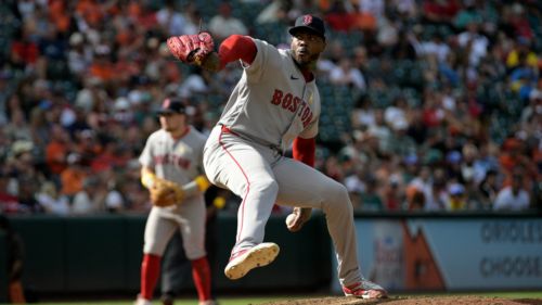 Jeff Passan clarifies mistake about Aroldis Chapman-Red Sox free agency