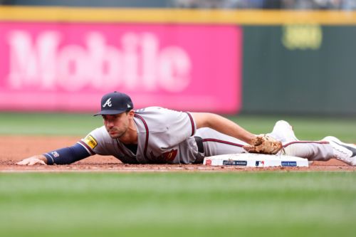 Braves finally lose series after flat offensive performance in Mariners rubber match