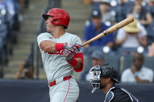 Phillies Designate Dylan Moore For Assignment