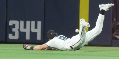 Conine (left hamstring discomfort) exits early after diving attempt