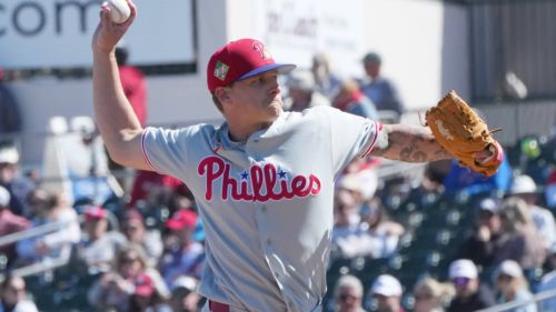 Royals trade for controllable bullpen arm who was cut loose by Phillies on same day
