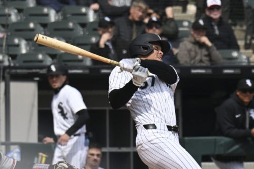 White Sox Sign Dustin Harris To Minor League Deal