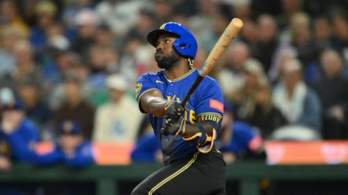 2 players Kansas City should absolutely target this offseason to fix their walk issues