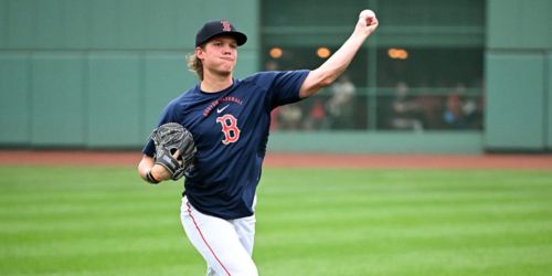 Suarez (groin strain, illness) to be activated soon; Early throws bullpen session