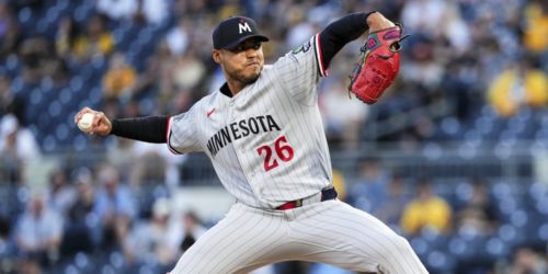 Twins' bullpen nearly pulls off great escape with Bradley limited