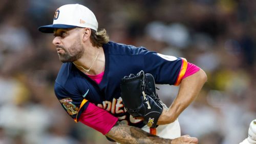 Padres’ David Morgan is giving Craig Stammen one more arm for October’s biggest outs