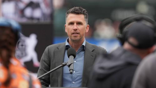 Buster Posey's gambit for SF Giants to land Roch Cholowsky reeks of desperation