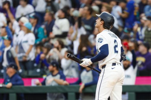 Mariners Slug Homers, Angels in 6-2 Win