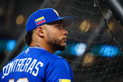 Venezuelan Red Sox showing immense strength in the midst of tragedy following earthquakes