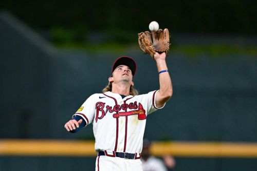 Offense and defense can’t support strong pitching in 1-run loss