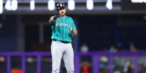 Mariners' comeback bid falls short as they drop 10-inning thriller
