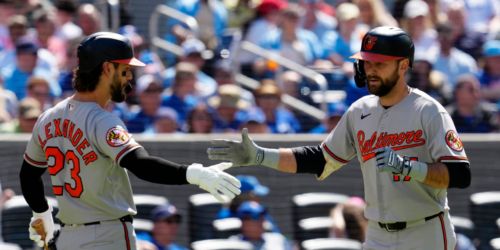 Bradish struggles with breaking ball; Cowser, Alonso star in O's loss