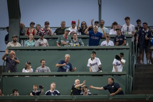 35-36 – Rangers ambush Red Sox for 6-4 finale victory
