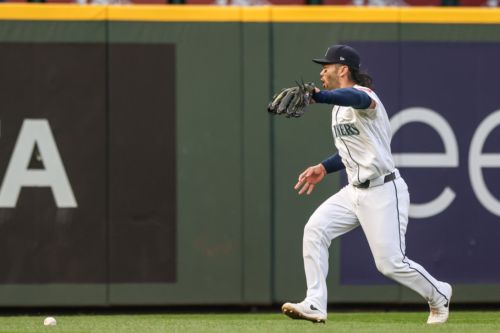 Mariners all wrong against another lefty, lose 5-1 to Sox