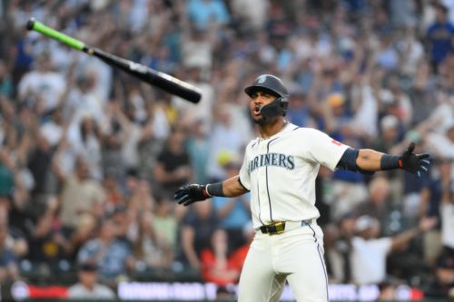 Pitching contest early and fireworks late in Tigers loss