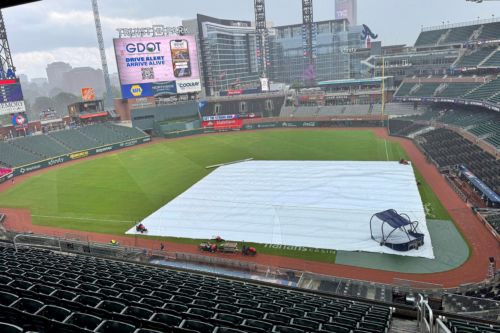 Braves vs. Mets rain delay chat and discussion