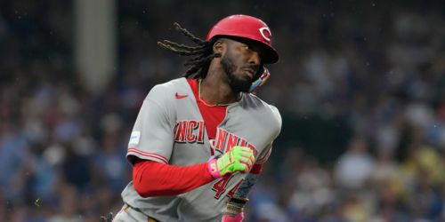 Elly (quadriceps tightness) exits early, to be evaluated Monday