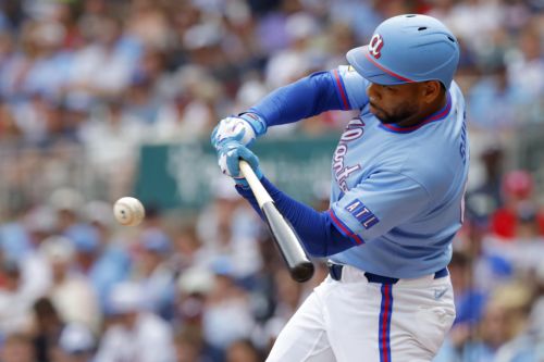 Dominic Smith continues to rake with a HR as Braves beat Pirates again