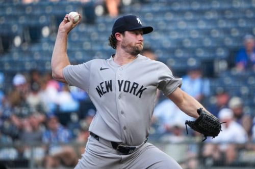 Gerrit Cole dominates as Yankees sweep Royals