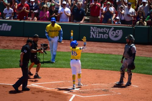 Yankees’ Fenway futility in June continues with third straight defeat