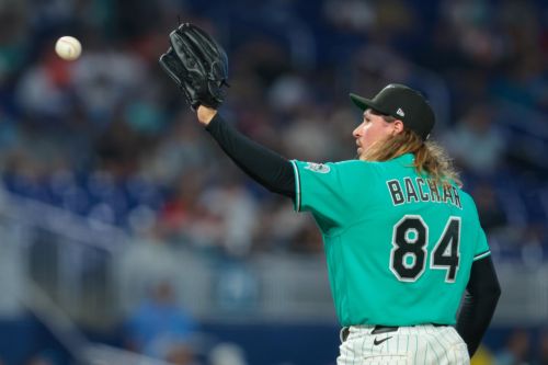 Pirates deal for righty reliever Lake Bachar from Miami Marlins