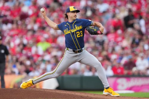 Brewers hold Reds to just two hits in 2-0 shutout win