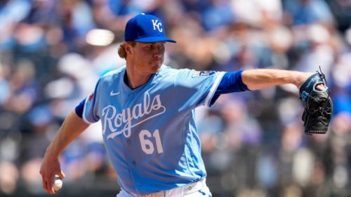 SF Giants snag intriguing reliever off waivers from Royals to boost battered bullpen
