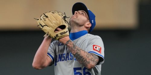 Lange settling back into high-leverage moments with Royals