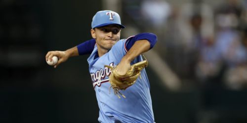 Leiter strikes out 10 to lead Rangers to sweep of Royals