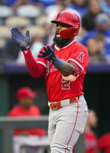 Brewers To Sign Luis Rengifo