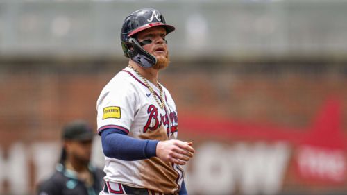 Alex Verdugo signs with team that hits too close to home for Red Sox