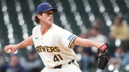 Cubs sign hated rival's former first-round pick as search for bullpen help continues