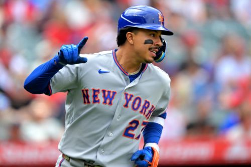 Mark Vientos hits two two-run home runs as Mets beat Angels, win series