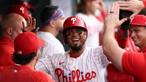 Luis Arraez’s Phillies debut couldn't have gone any better after SF Giants trade