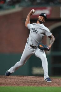 Pirates Acquire Camilo Doval