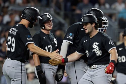 Andrew Benintendi puts away Yankees as White Sox salvage series finale