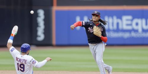 Abrams still preparing to shift from shortstop to second base