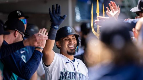 Budding Mariners fan favorite could force an awkward depth chart conversation