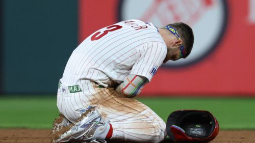 Latest Bryce Harper knee injury update makes Phillies' trade deadline more ludicrous