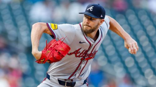 Sale signs 1-year, $27M extension with Braves