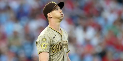 Padres drop 5th straight vs. Phillies despite snapping Sánchez's scoreless streak